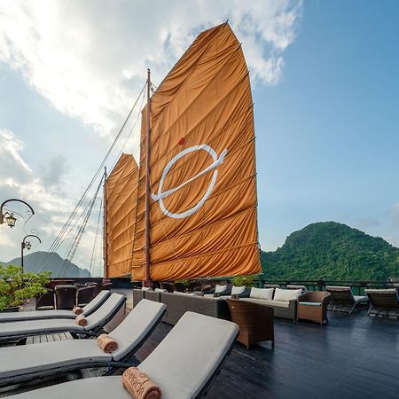 Emperor Cruises Legacy Ha Long Hotel Exterior photo