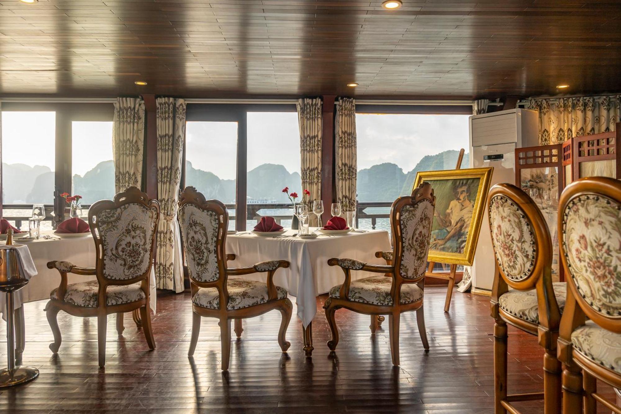 Emperor Cruises Legacy Ha Long Hotel Exterior photo